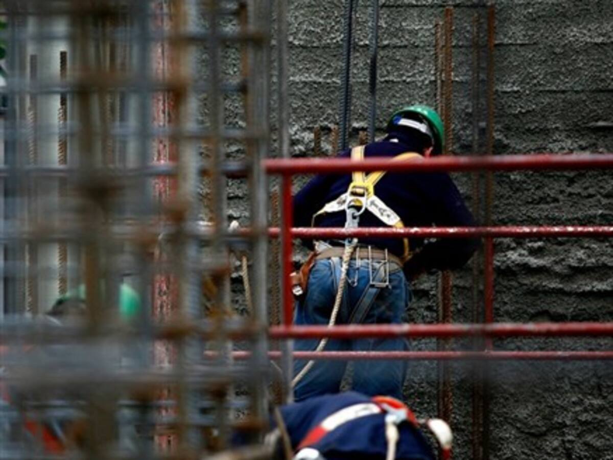 Imacec: Actividad económica creció 4,6% en marzo