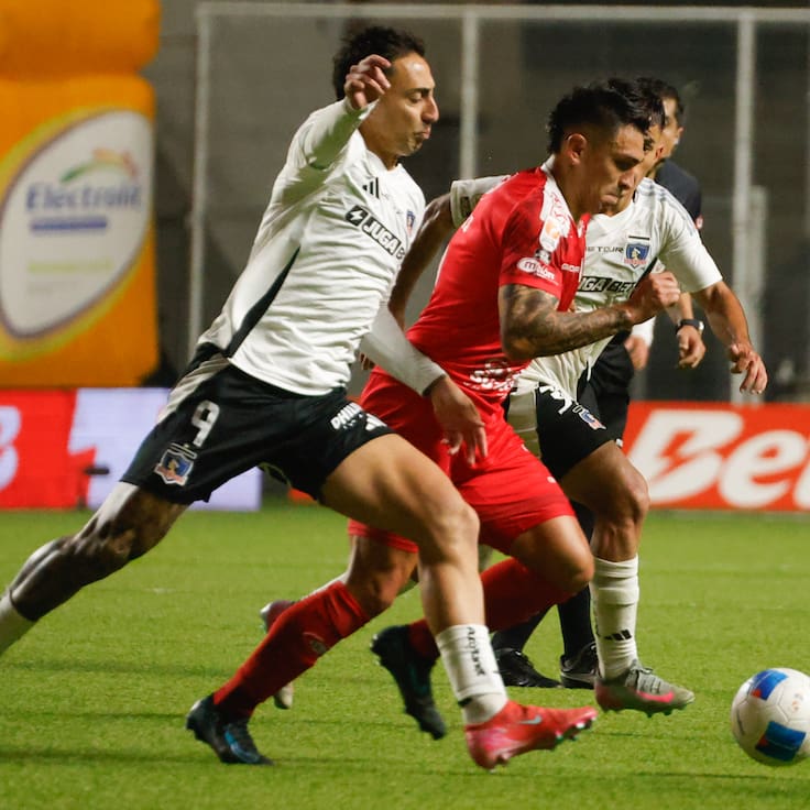 El drama que vive un futbolista chileno: de perder su casa en los incendios del Biobío a ahora llevar días hospitalizado