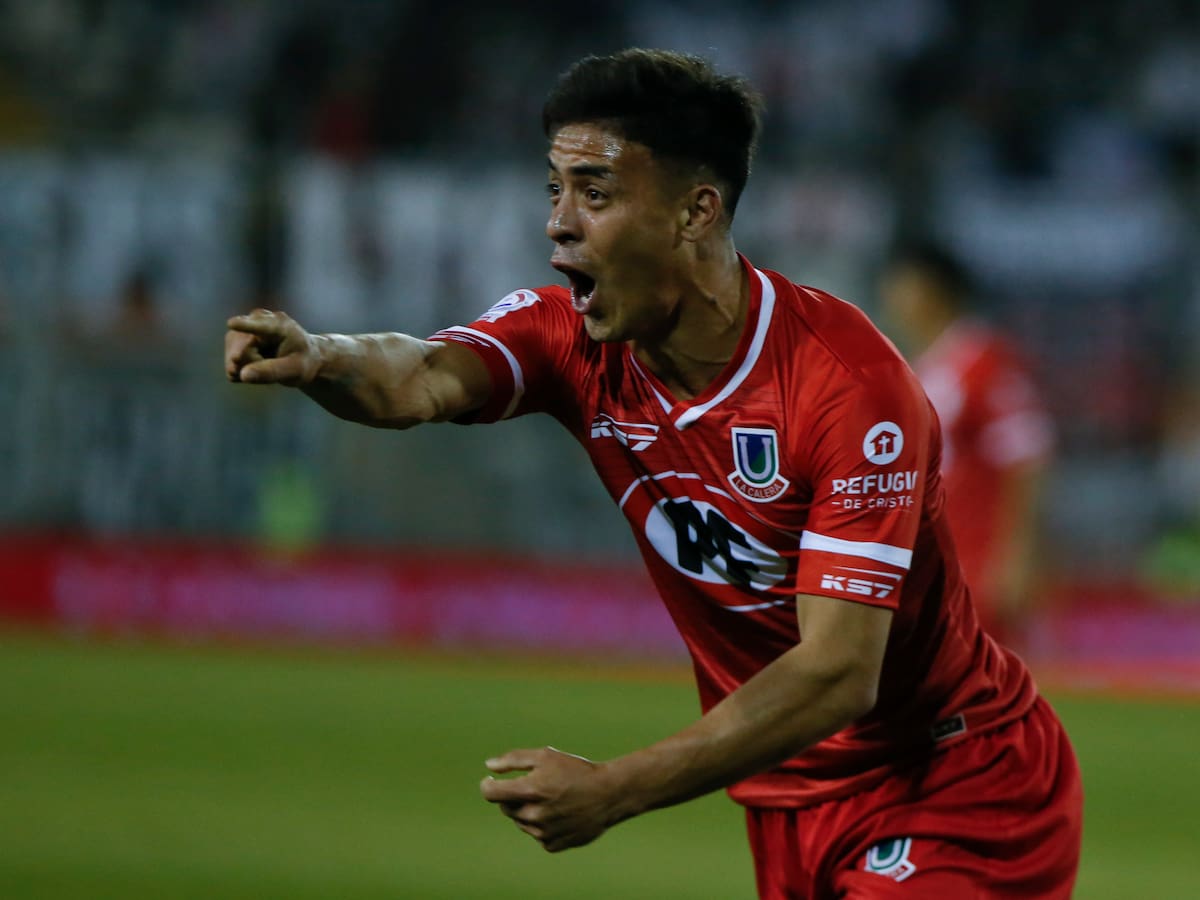 Brian Fernández insistió en ganarse a los hinchas de Colo Colo alabando al Estadio Monumental