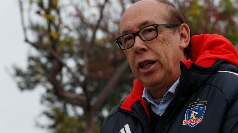 Alfredo Stöhwing y la opción de que Gustavo Quinteros dirija a La Roja: "Sigue siendo el DT de Colo Colo"