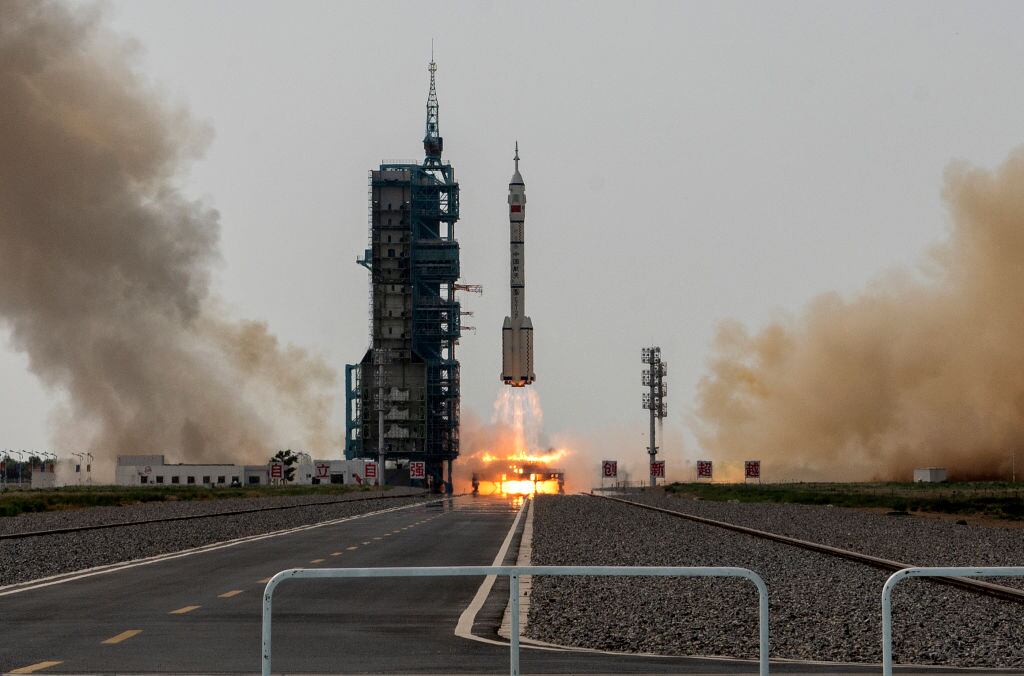 La nave Shenzhou-16 despega desde China hacia su estación espacial