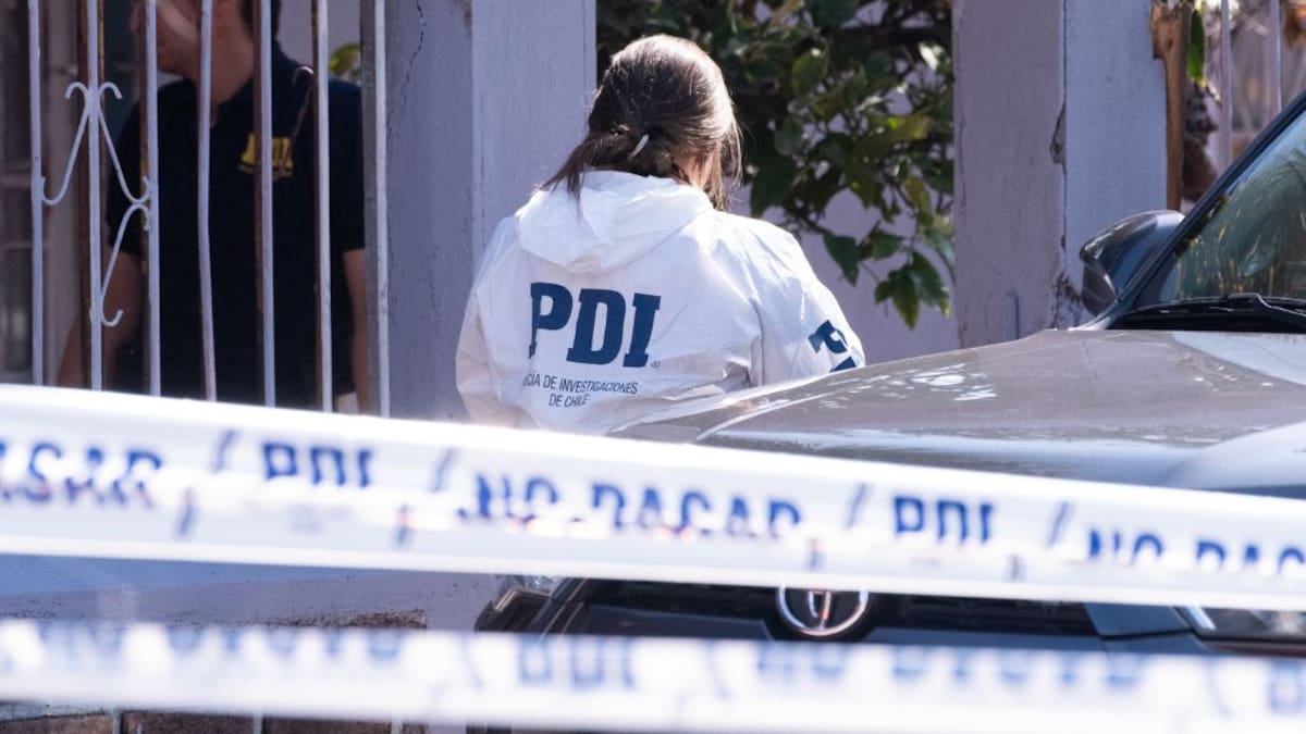 Adolescente es hallada muerta al interior de un cité en Independencia: PDI y ECOH investigan homicidio