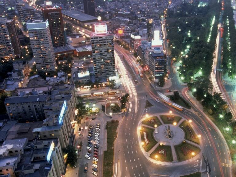 Ranking The Economist: Santiago se ubica en el segundo lugar de las mejores ciudades para vivir en Latinoamérica