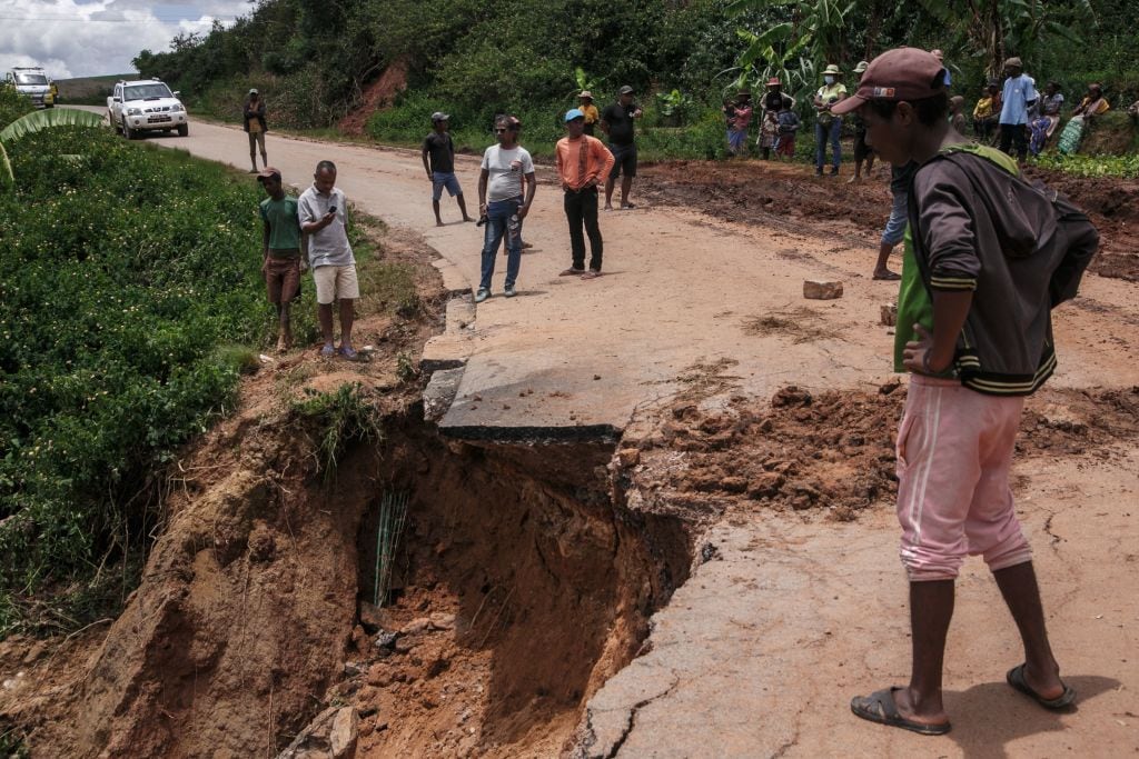 Deslizamientos cortan una ruta en Madagascar tras el paso de un ciclón