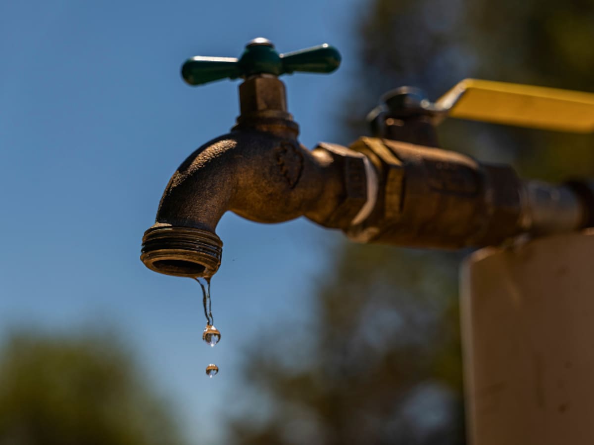 Aguas Andinas anuncia cortes de agua por hasta 11 horas en Santiago: estas son las 2 comunas afectadas de la RM