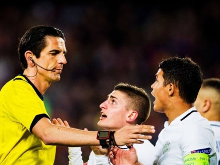 UEFA no quedó conforme con el árbitro de Barcelona-PSG