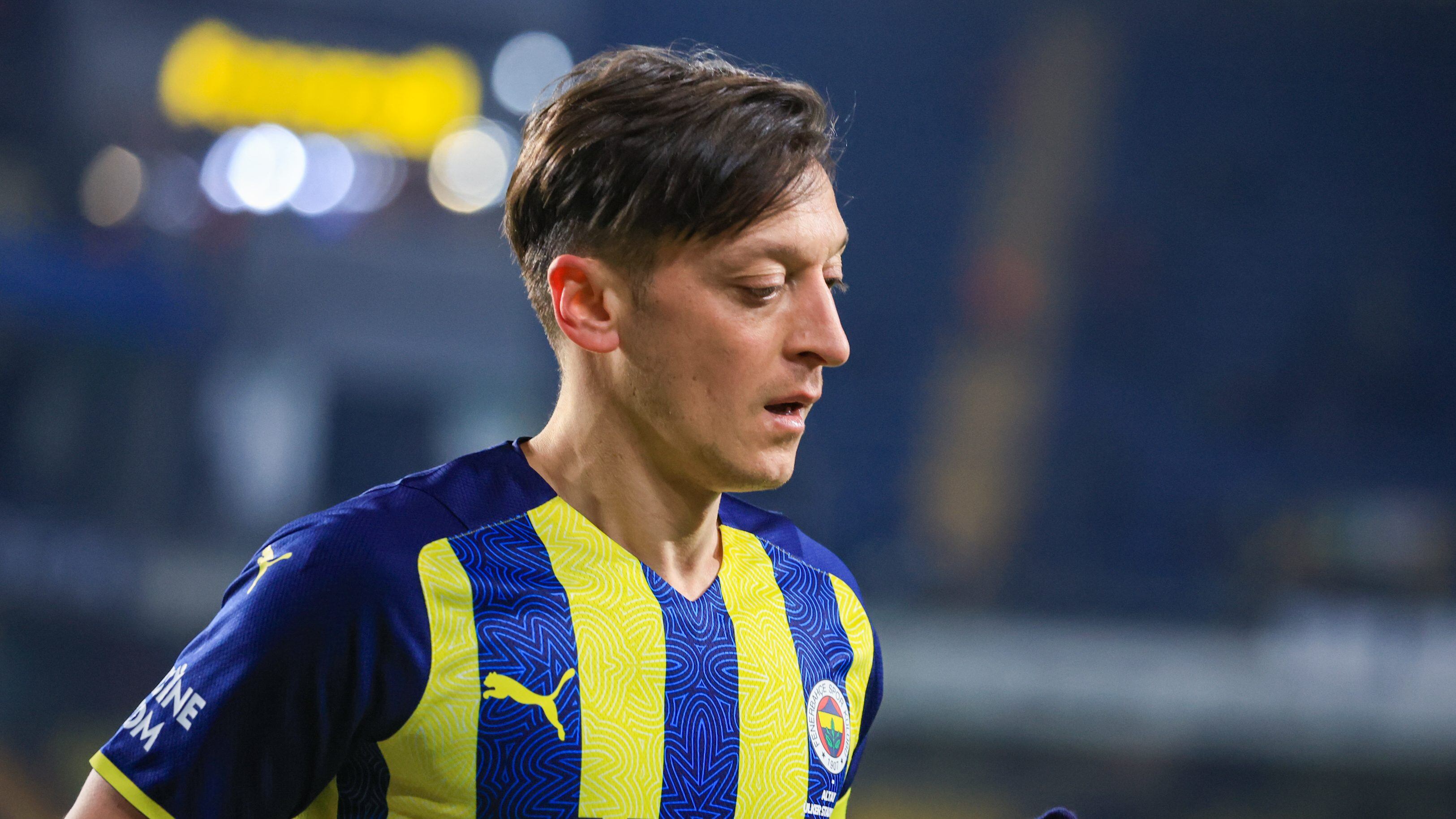 Mesut Özil