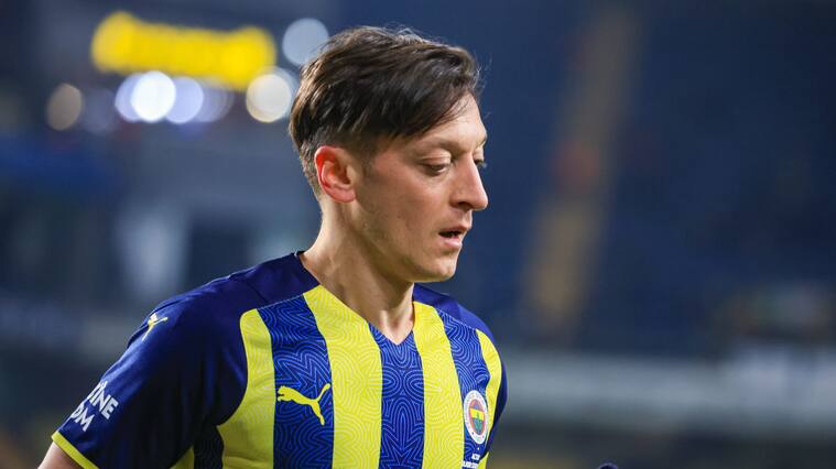 Mesut Özil