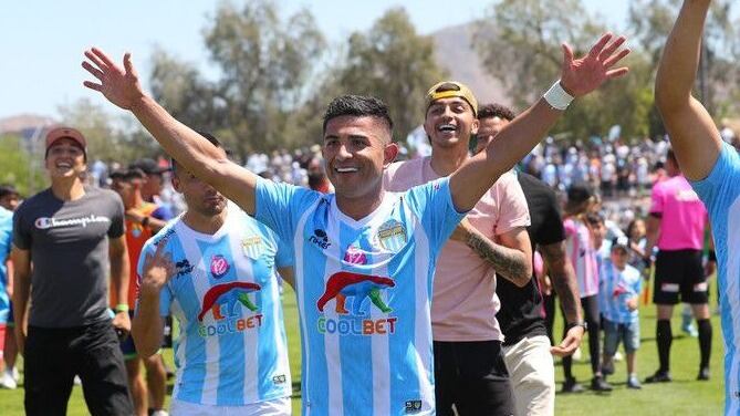 Felipe Flores tras lograr el ascenso con Magallanes: "Estoy contento por este sueño; merecíamos ser campeones"