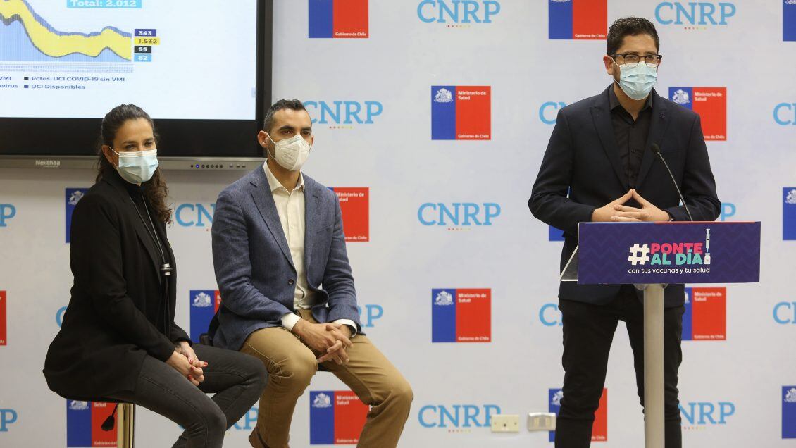 24 de Mayo de 2022/ SANTIAGOMinisterio de Salud entrega el balance de la evolución de la pandemia COVID-19 encabezado por el Ministro Subrogante de Salud Cristóbal Cuadrado junto al Subsecretario de Redes Asistenciales Fernando Araos y a la Subsecretaria de Salud Publica Subrogante Andrea Albagli
FOTO: DIEGO MARTIN/ AGENCIAUNO