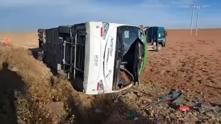 Bus de empresa chilena vuelca en Bolivia: hay nueve fallecidos y más de 20 heridos