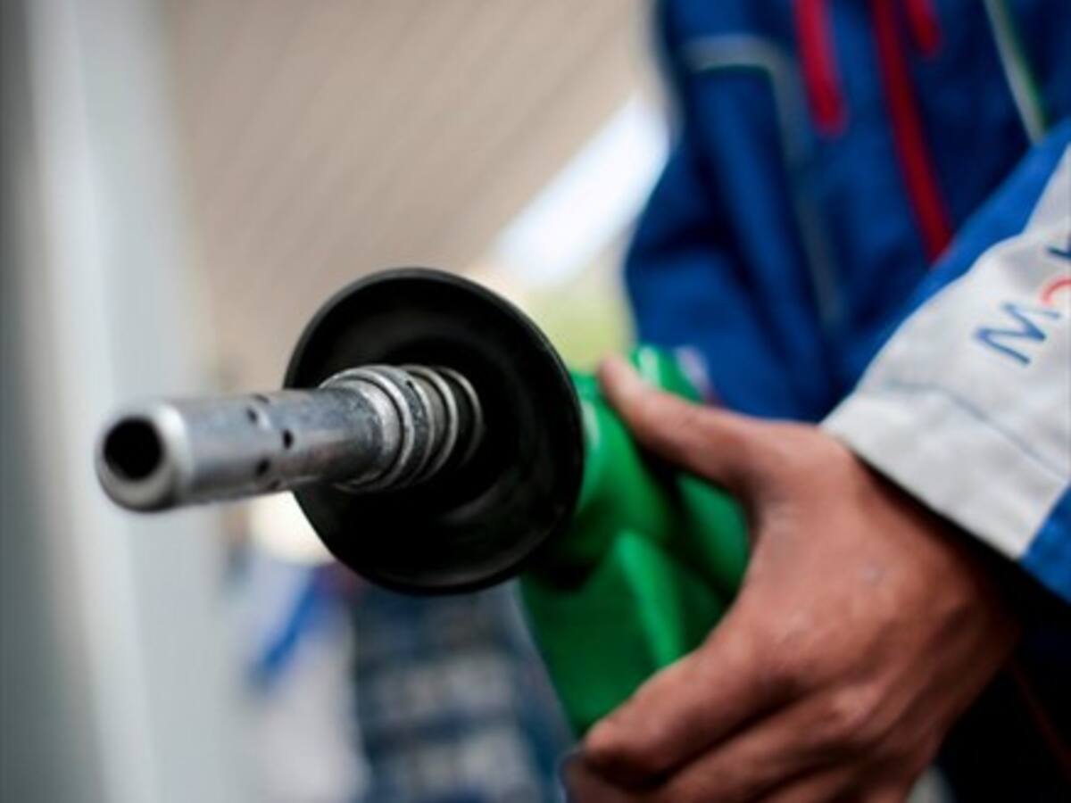 Bencinas y petróleo suben de precio a partir de este jueves
