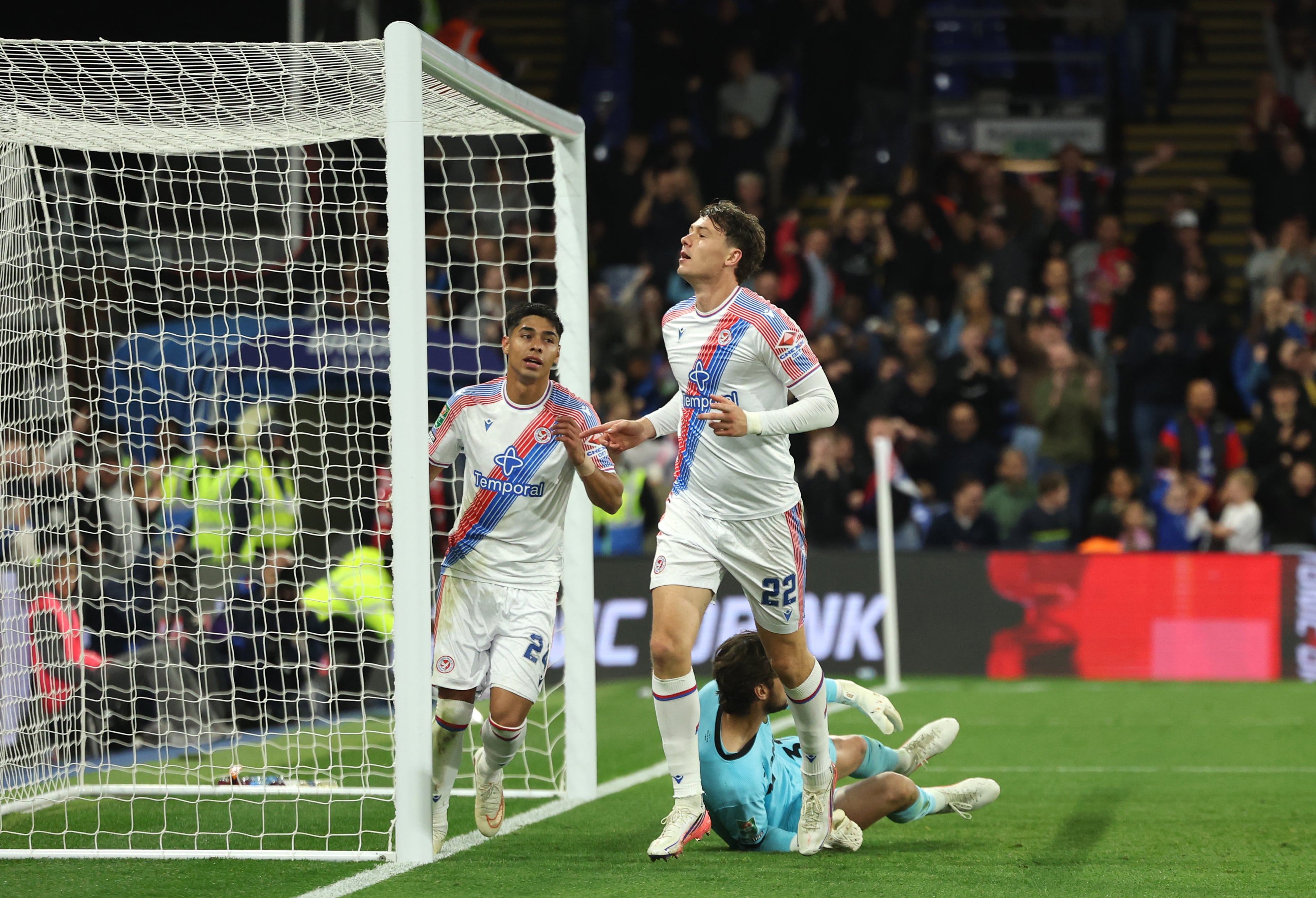 Darío Osorio fue titular en victoria del Crystal Palace