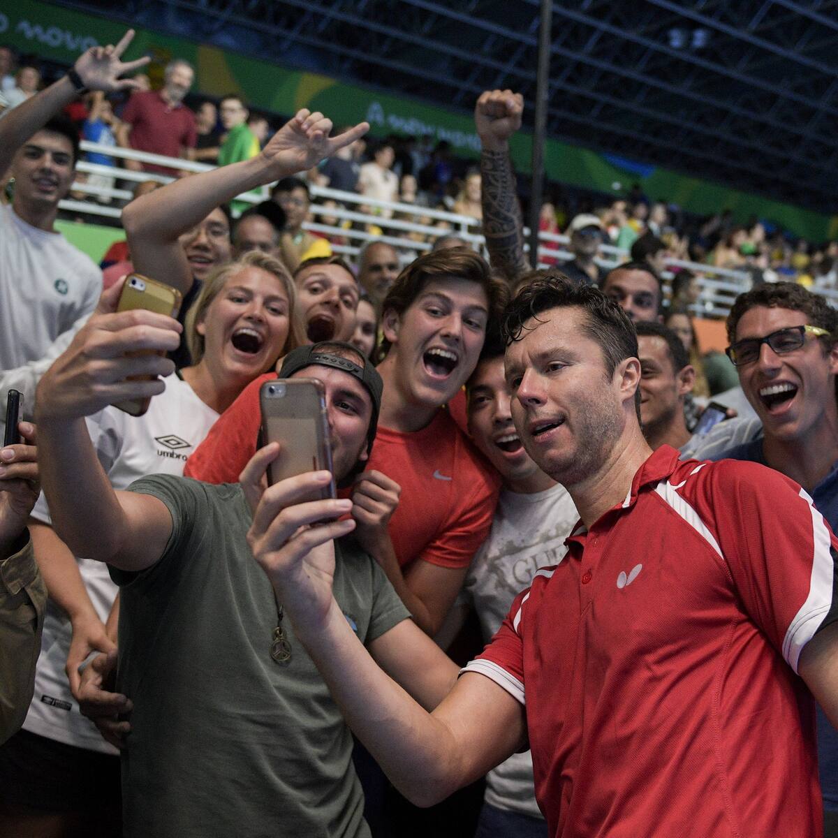 Leyenda del tenis de mesa mundial llega a Chile: la histórica visita que protagonizará en nuestro país