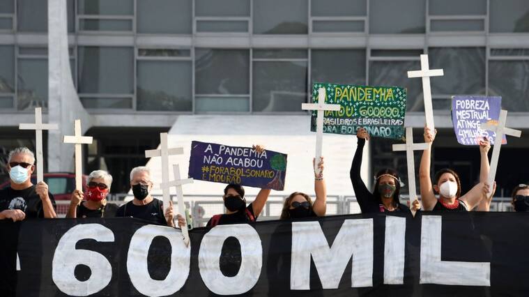 Protesta contra Bolsonaro por las más de 600.000 víctimas en la pandemia