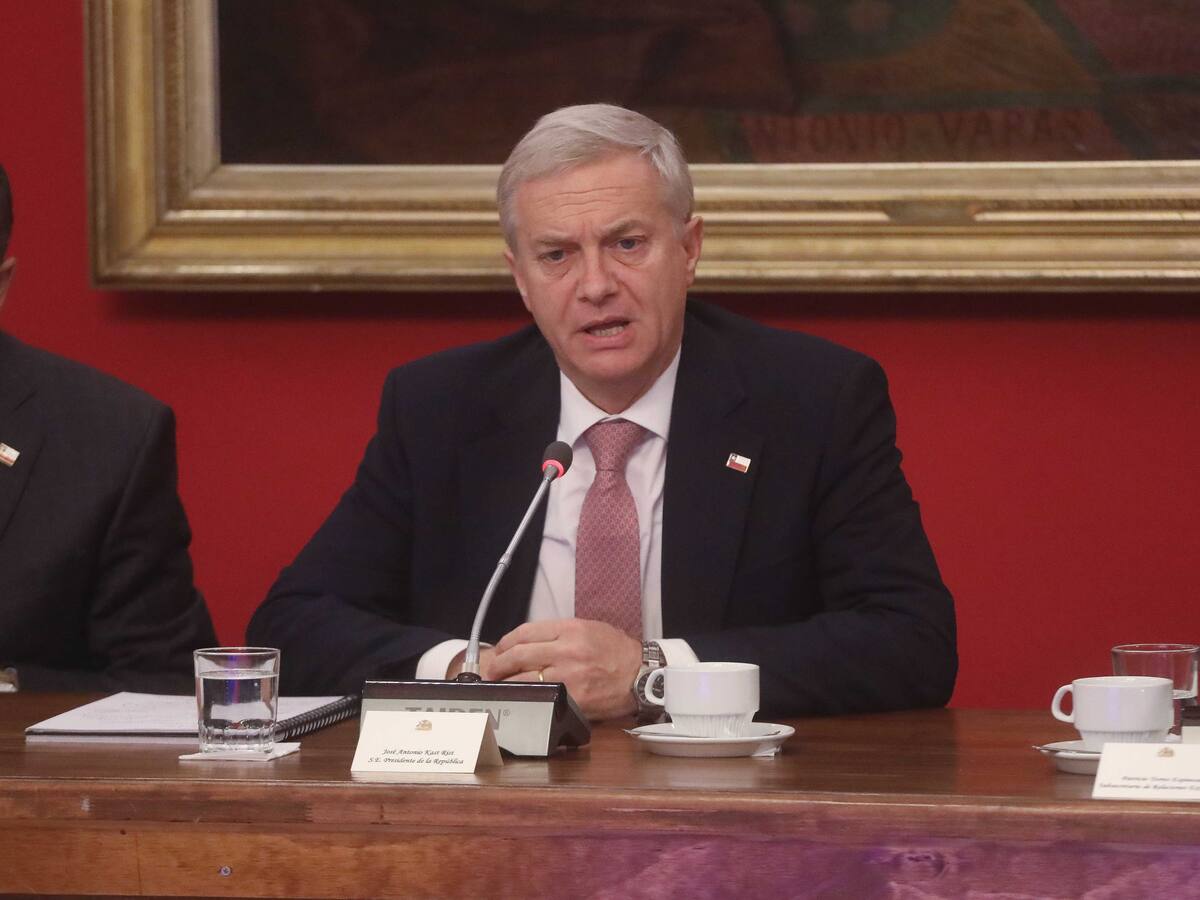Presidente Kast pide dar “sentido de urgencia” a la megarreforma ad portas de su aprobación total