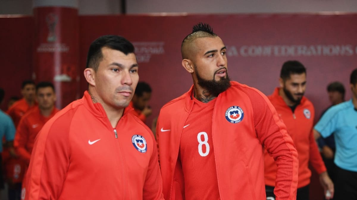 “Ni loco lo haría”: la tajante respuesta de Gary Medel a la idea de Arturo Vidal para “salvar” a La Roja