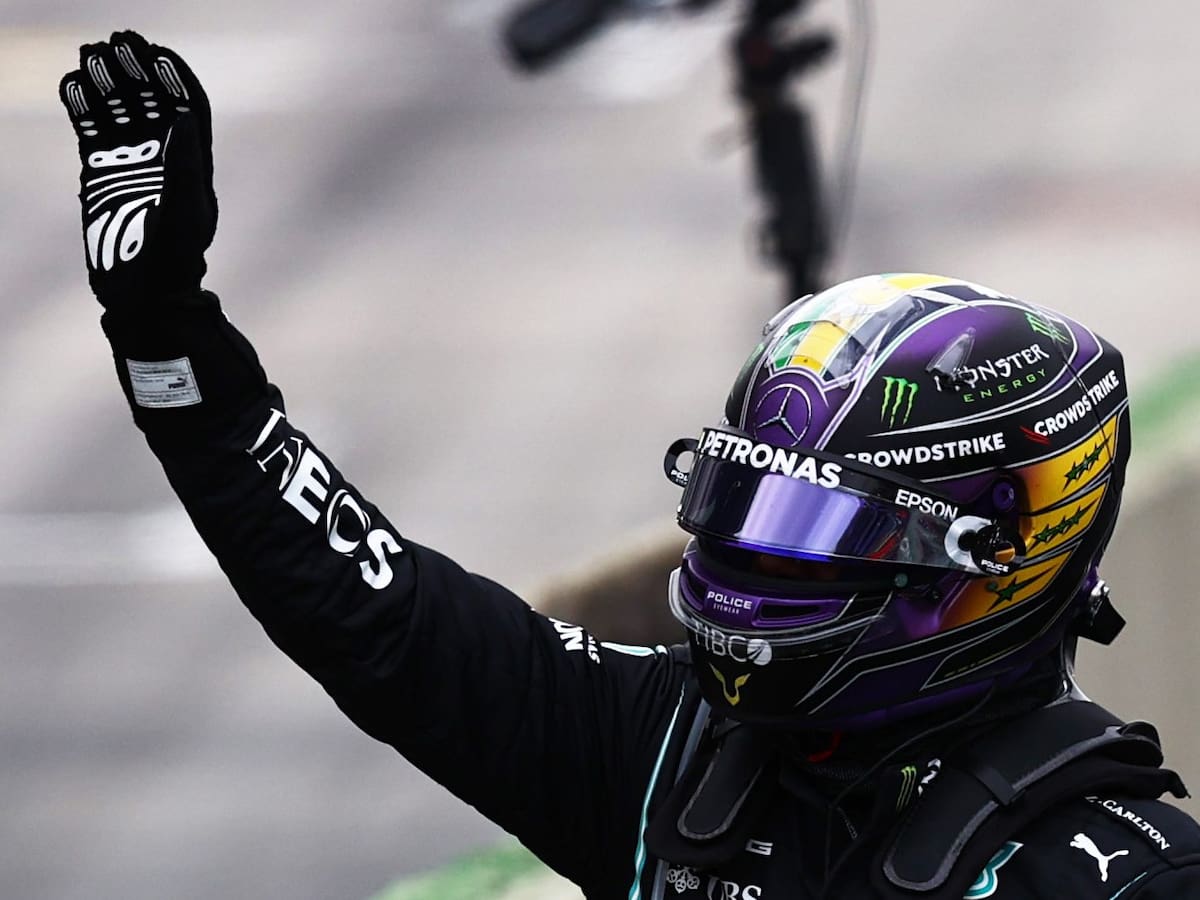 «Enfrentó solo a un sistema que no siempre fue amable con él»: Hamilton recordó a Ayrton Senna en complejo fin de semana de Fórmula 1