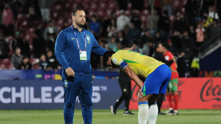 Pagó los platos rotos: despiden al DT de Brasil tras la eliminación en el Mundial Sub 20