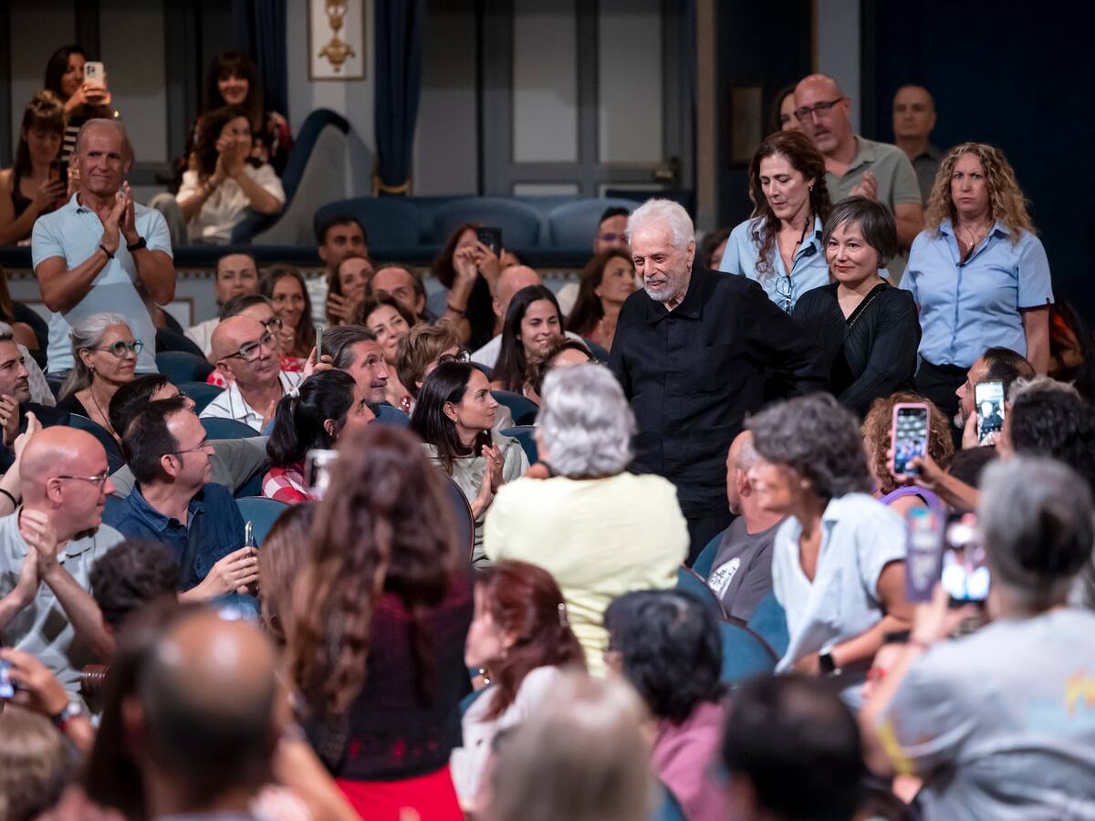 “Para llegar a los 97 años tienes que tener muchas mujeres (…) yo soy trentisexual”