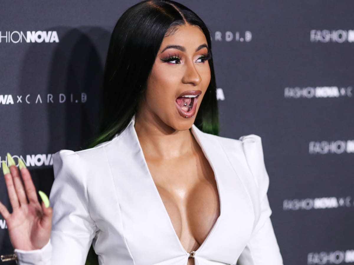 No siempre fue voluptuosa: Cardi B reveló que fue víctima de bullying en el colegio por ser delgada