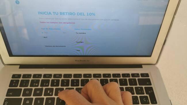 Comenzó retiro de 10% de fondos de las AFP