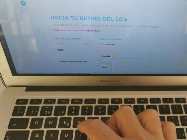 Comenzó retiro de 10% de fondos de las AFP