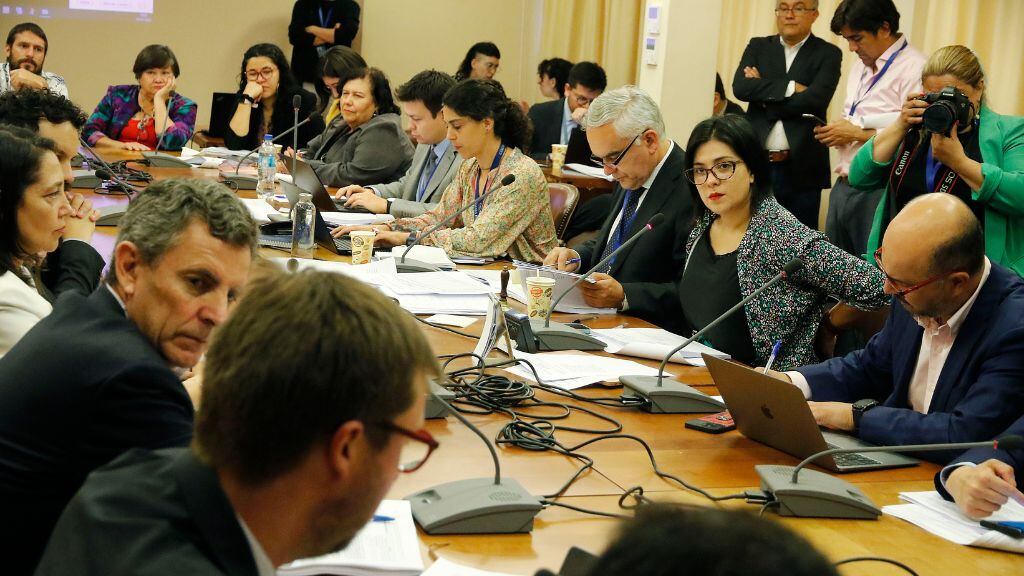 Comisión de Constitución, 1024x576 jpg ok