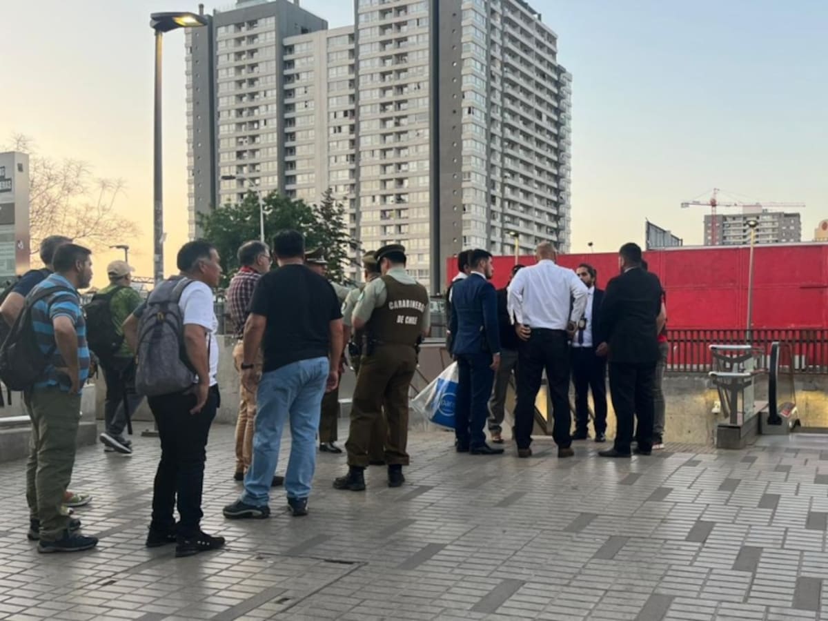 Balacera en el Metro: presunto intento de asalto a PDI deja a dos personas heridas