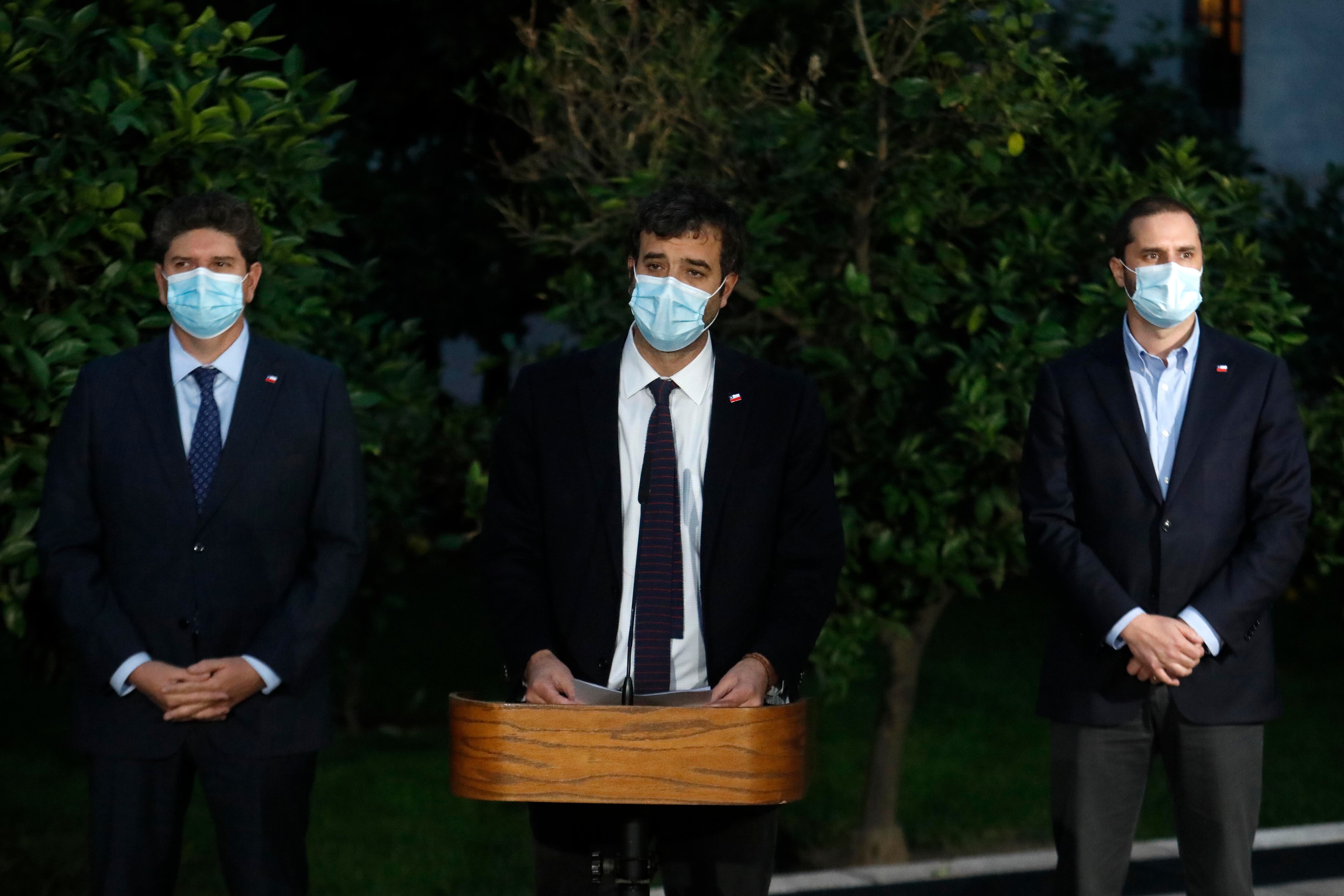 Rodrigo Cerda, Juan José Ossa y Jaime Bellolio / Agencia Uno