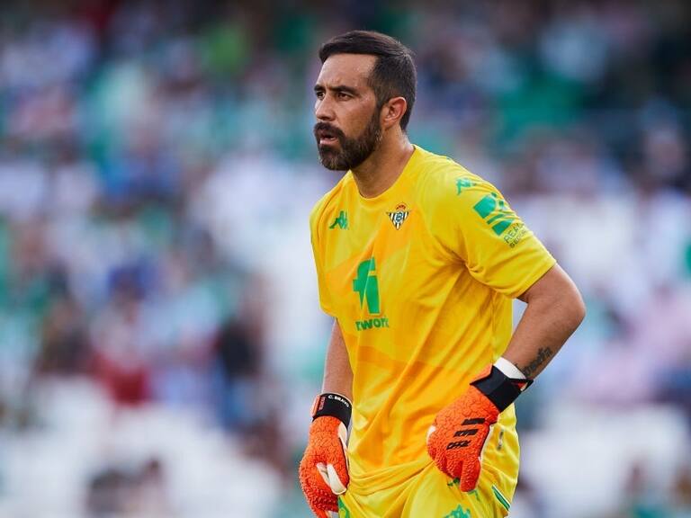 Al Betis de Claudio Bravo y Manuel Pellegrini le empataron en los descuentos