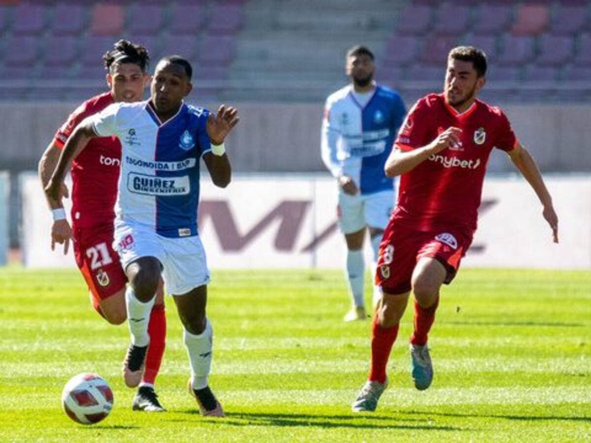 Deportes La Serena iguala frente a Antofagasta y le pierde pisada a San Luis en la cima de la Primera B