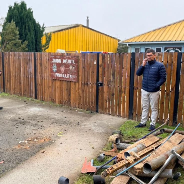 Suspenden clases en jardín infantil de Frutillar por emanación de gases: 87 niños están afectados