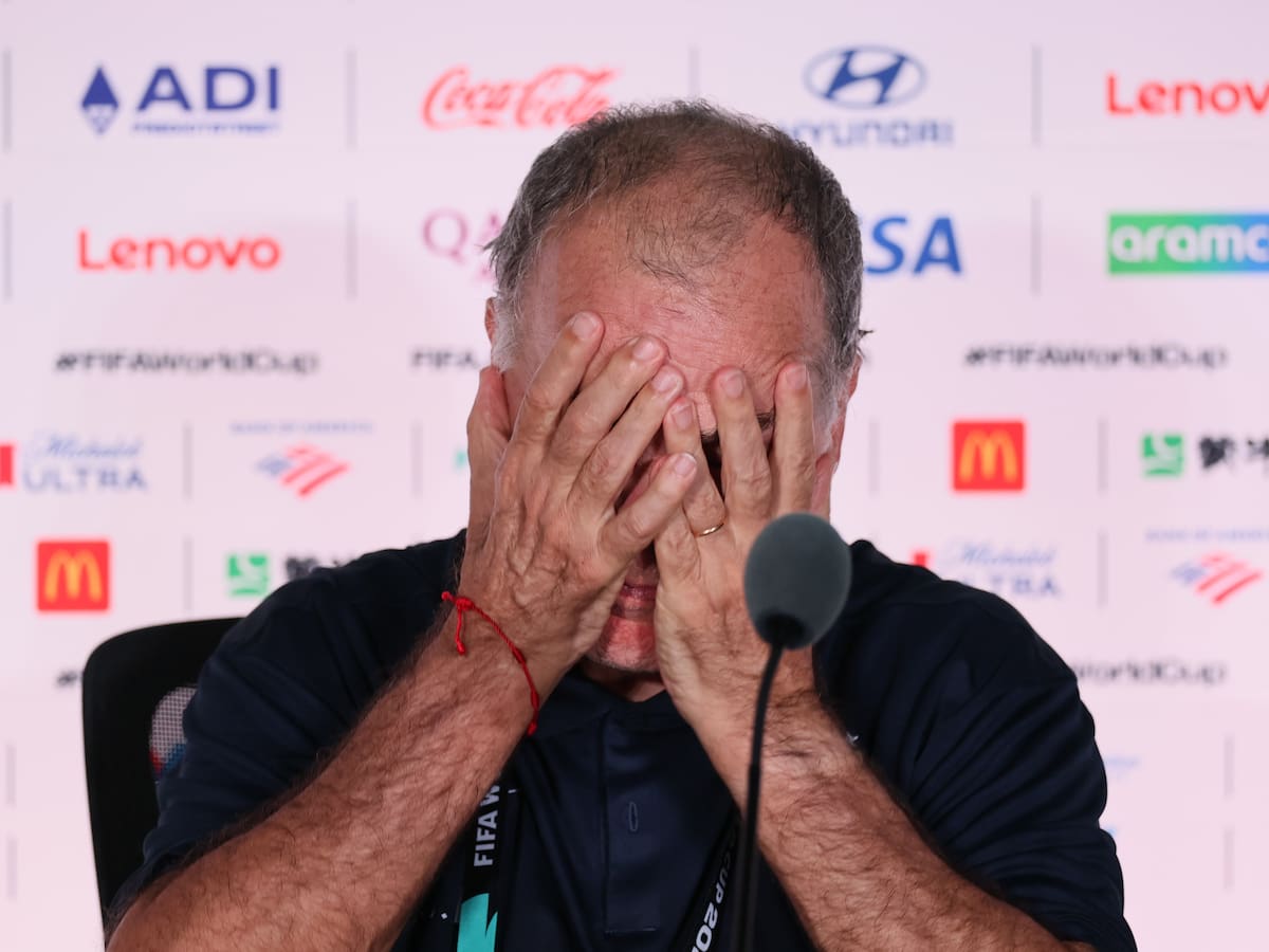El peor momento del ‘Loco’: En España destapan el supuesto lado “más oscuro” de Bielsa tras la eliminación uruguaya