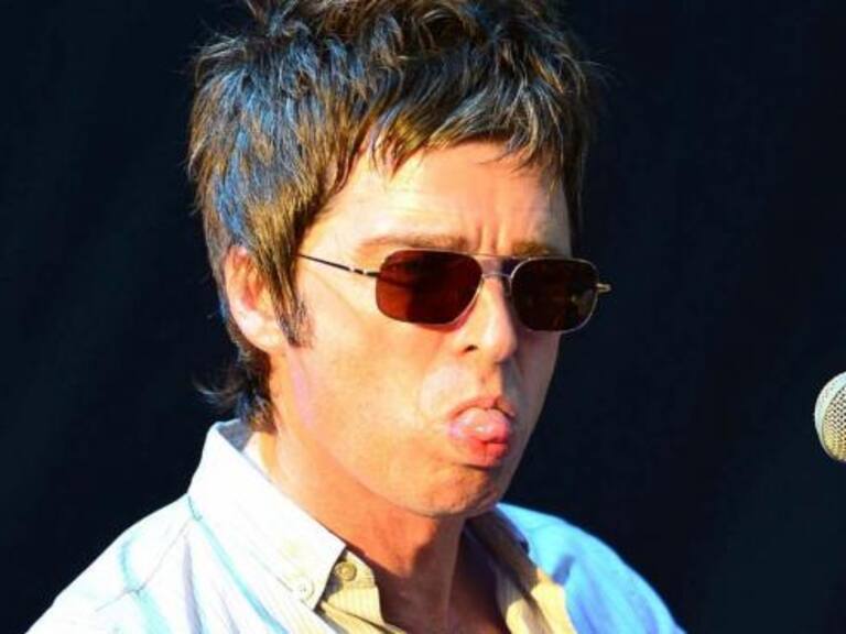 Noel Gallagher se lanzó contra artistas como Taylor Swift y Ed Sheeran tildándolos de «mierda»