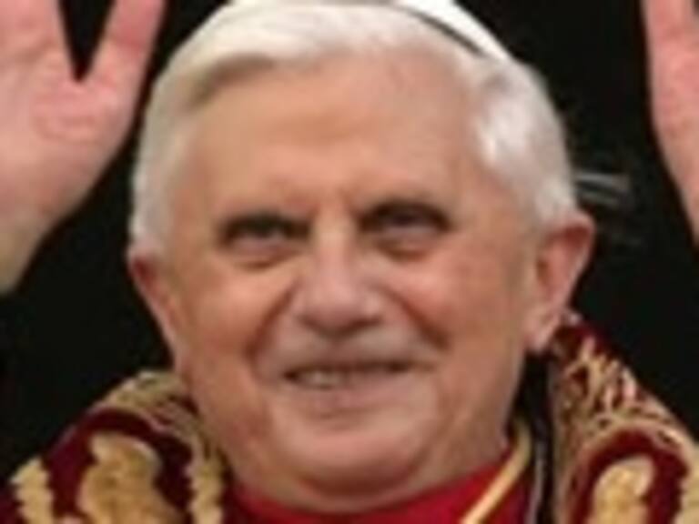 Benedicto XVI tendrá cuenta de Twitter propia