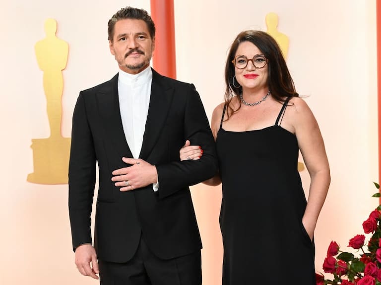 Pedro Pascal y Javiera Balmaceda en los Oscar