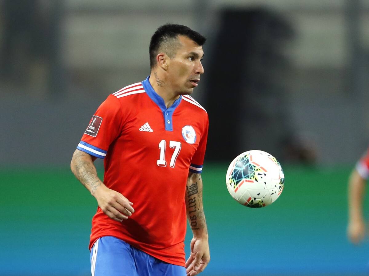 Gary Medel revela el “miedo” de la Generación Dorada por volver a Chile: “Siempre se habló de eso en la selección”