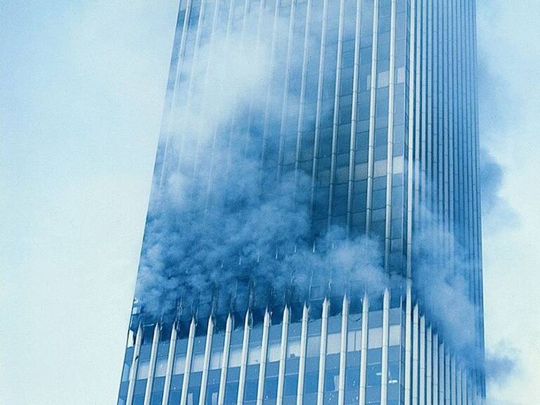 Incendio en la Torre Santa María en Providencia hace 40 años