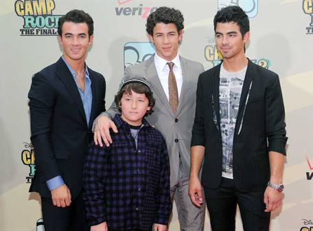 Jonas Brothers y Frankie Jonas
