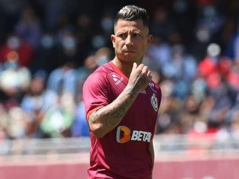Leonardo Valencia "le pidió al Viejito Pascuero" volver a Deportes La Serena