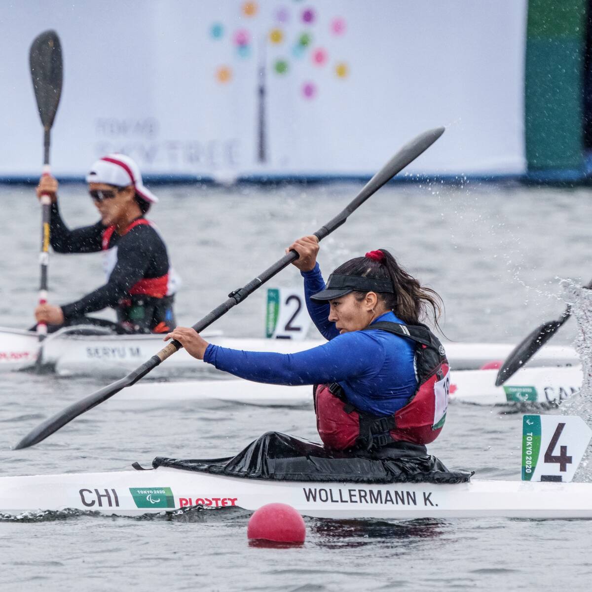 Irá por medallas: Katherinne Wollermann avanza a la final tras ganar su serie en el para canotaje de París 2024