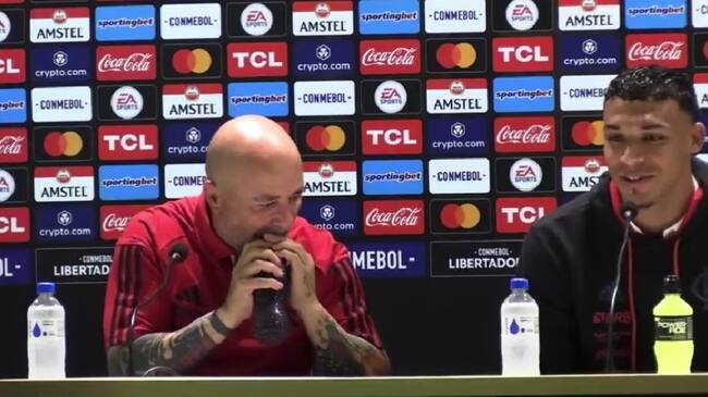 Sampaoli sufre vergonzoso momento tras victoria de Flamengo ante Racing en Copa Libertadores