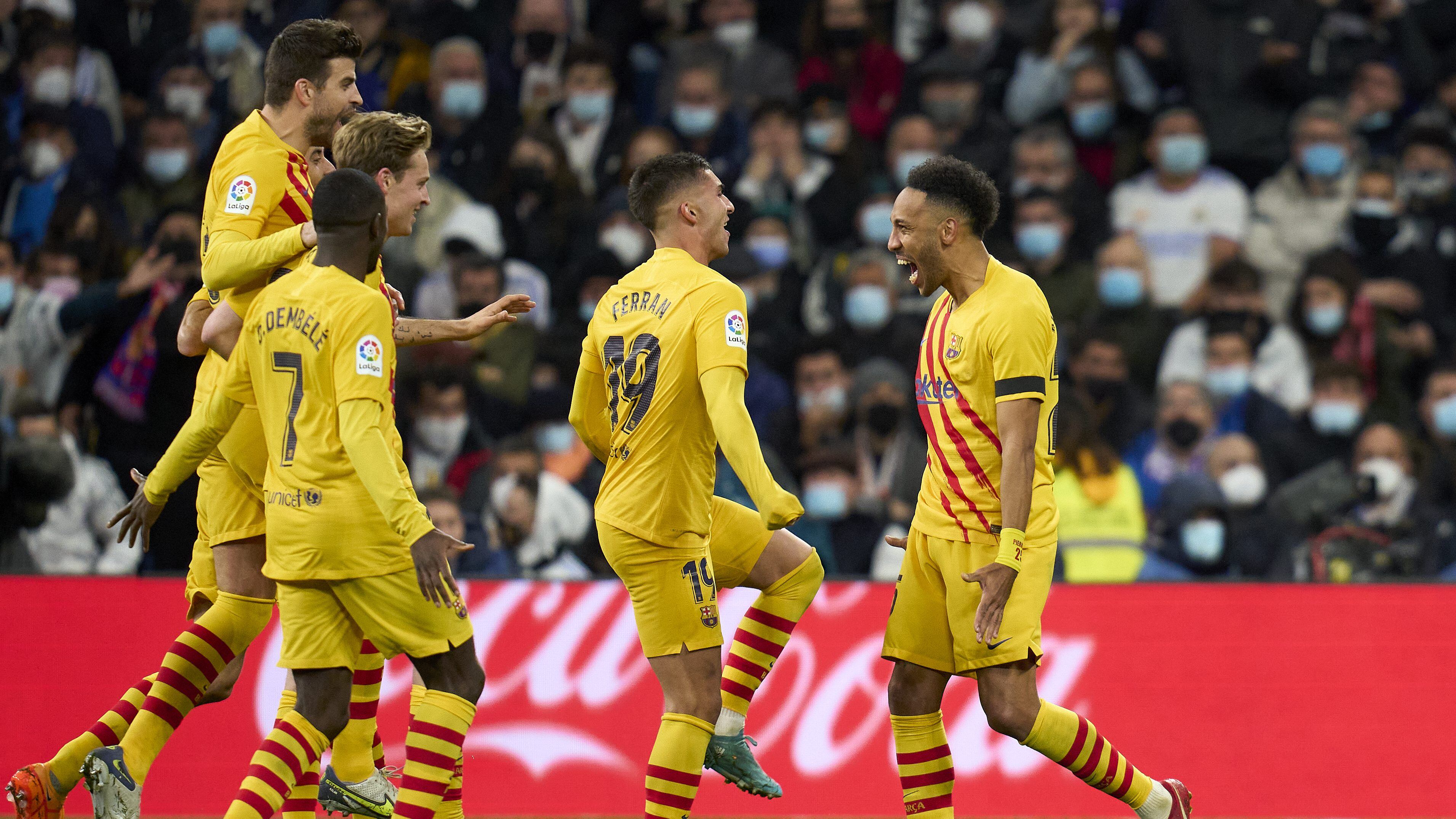 Barcelona aplastó al Real Madrid a domicilio por La Liga
