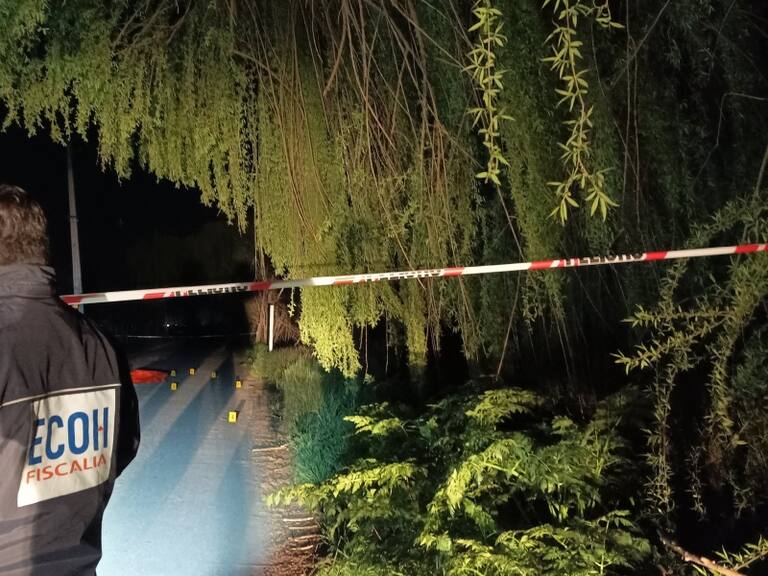 Encuentran cadáver con múltiples disparos en Lampa