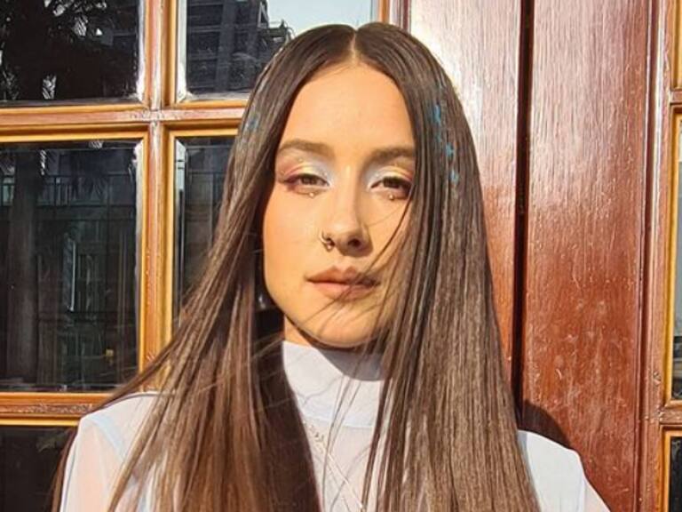 Denise Rosenthal envió mensaje a su perro luego que la acompañara sobre el escenario