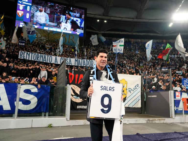 “Bienvenido a casa, Matador”: Marcelo Salas es homenajeado por la Lazio en el Olímpico de Roma