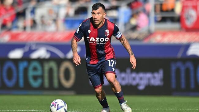 Gary Medel fue titular en la tercera victoria seguida del Bologna en la Serie A