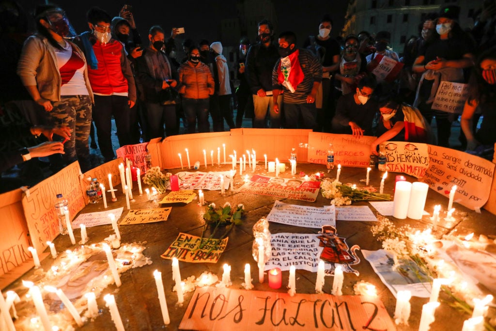 La ciudadanía peruana recuerda a los jóvenes asesinados en las protestas
