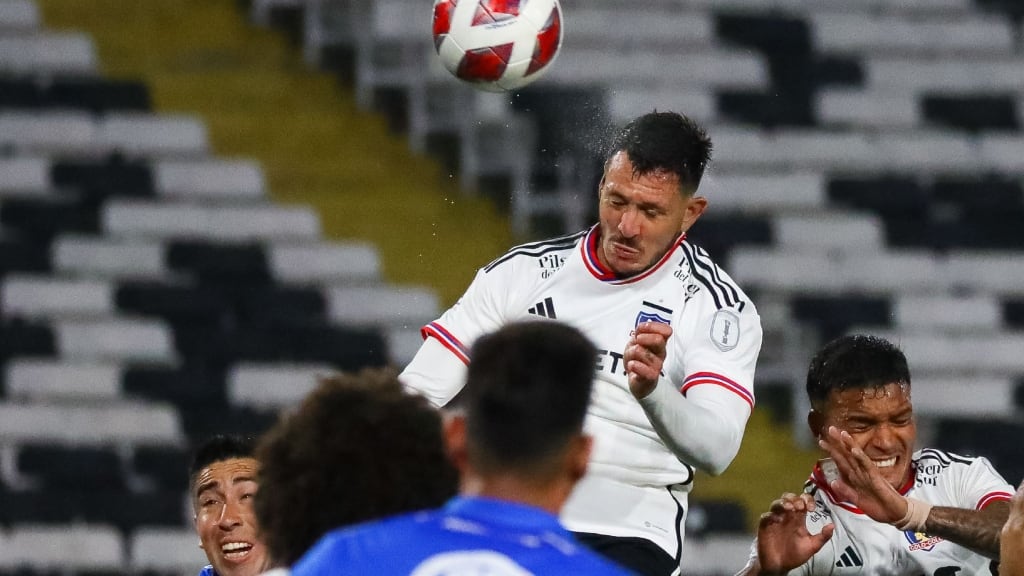 Ramiro González destaca la intertemporada en Colo Colo: "Nos viene bien para recuperar gente"